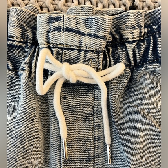 NWT Blank NYC Denim Acid Wash Paper Bag Shorts - Picture 4 of 12